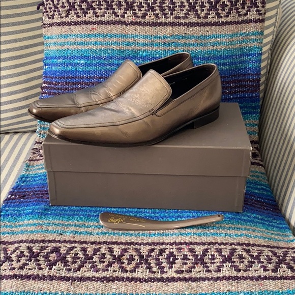 Donald J. Pliner Men’s Leather Loafer - Picture 2 of 6